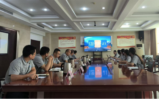 青春?jiǎn)⒑剑哺靶鲁?——開封鐵塔橡膠召開2025年新入職 大學(xué)生座談會(huì)